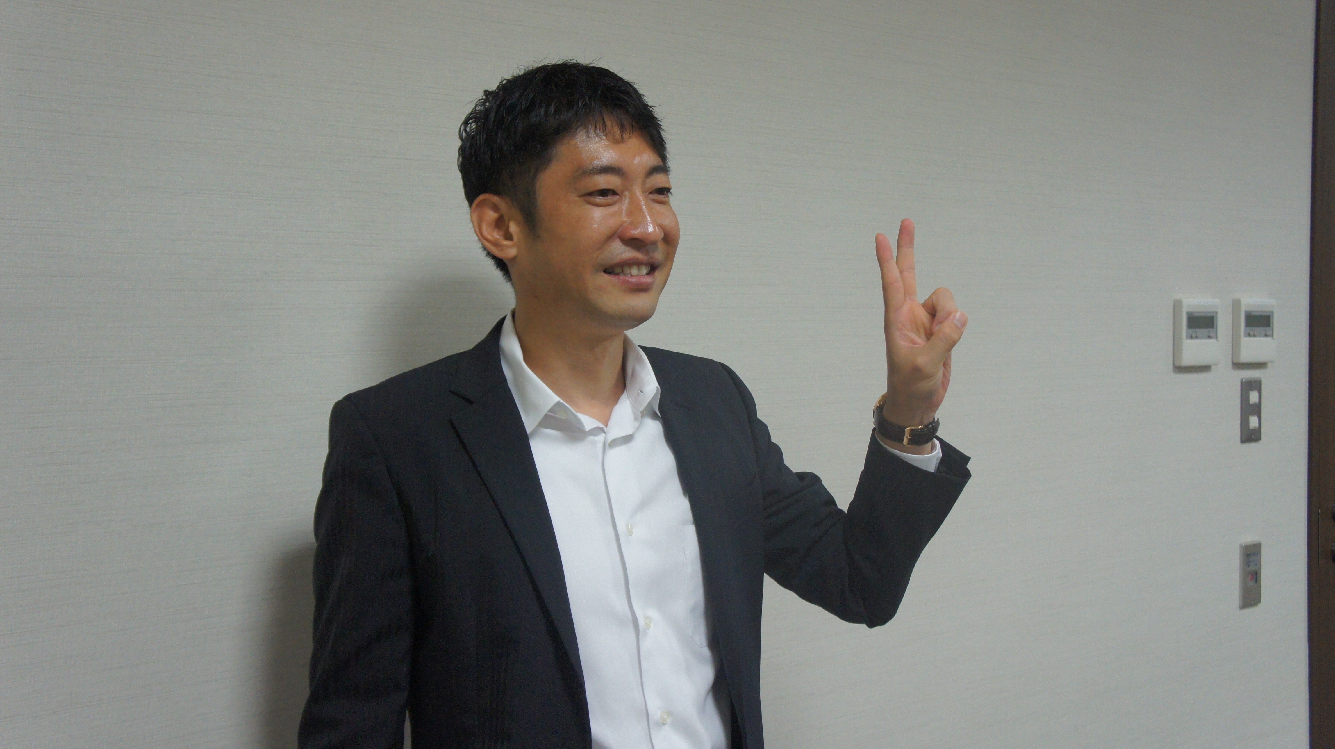 山口孝志